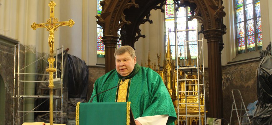 Išgražėjusia Šv. apaštalo evangelisto Mato bažnyčia grožėsimės jau šiemet (video)