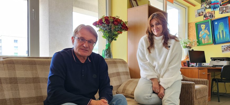 Pirmas spektaklis apie save, Pirmas monospektaklis ir Pirmasis pasirodymas Rokiškyje
