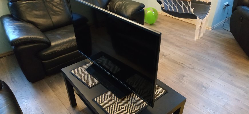 Radijo ir televizijos komisija uždraudė Lietuvoje retransliuoti RT programas