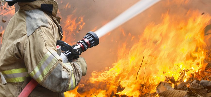 Ugniagesiai pataria: ką daryti kai kyla gaisras