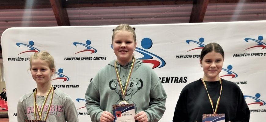 Rokiškio KKSC lengvaatlečiai puikiai pasirodė Aukštaitijos taurėje