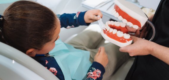 3 patarimai, kaip išsirinkti vaikų odontologą
