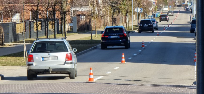 Rokiškyje atnaujinamas kelių ženklinimas, tvarkomos gatvės (foto)