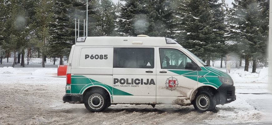 Miškovežis mirtinai prispaudė žmogų