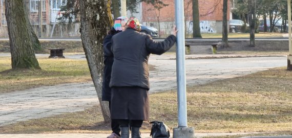 „Sodra“ ragina 75+ metų senjorus pasiskiepyti ir gauti vienkartinę išmoką
