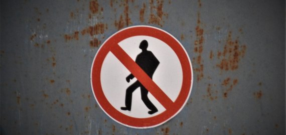 Vyriausybė dar dviem savaitėms pratęsė karantiną, bet švelnina kai kurias jo sąlygas