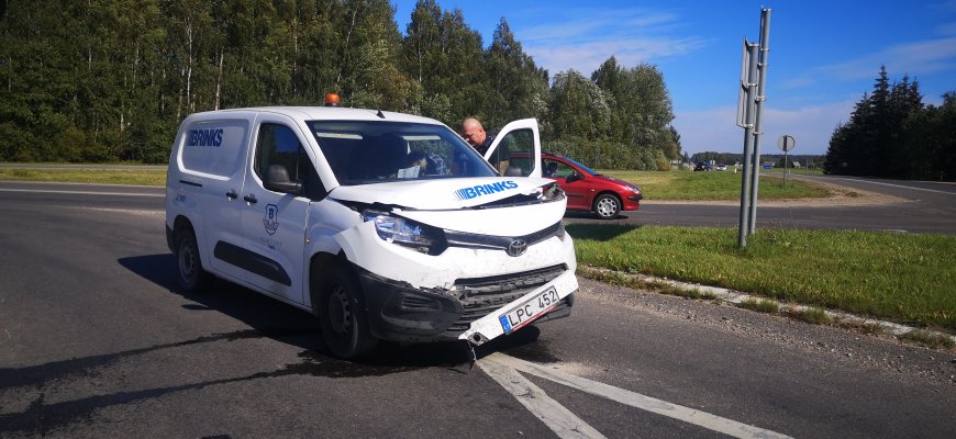 Avaringoje vietoje – vėl eismo įvykis
