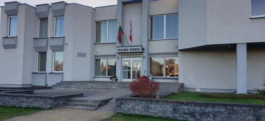 Neblaivų vairuotoją nuo didesnės bausmės išgelbėjo pripažinta kaltė