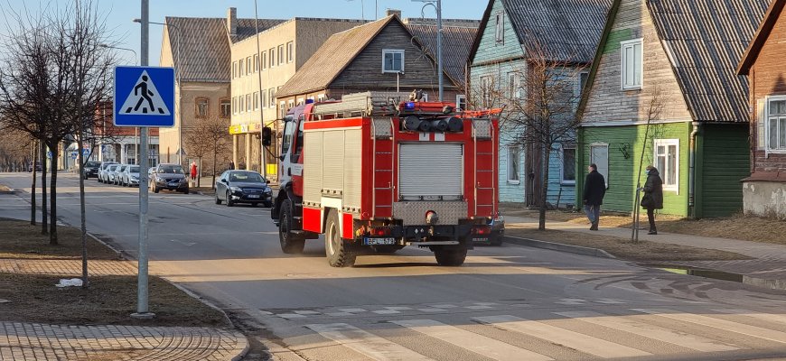 Gelbėjo bejėgę senjorę