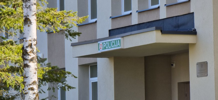 Policija prašo pagalbos atpažįstant asmenis