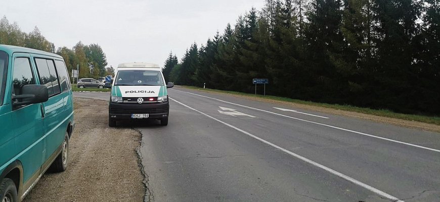 Pasisavino svetimą autobusiuką ir gavo apykoję
