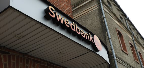 „Swedbank“ siūlys mažesnes palūkanas ekologiškų automobilių pirkėjams