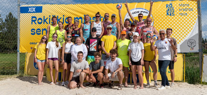 Rokiškyje pasibaigė „Rokiškio miesto seniūno taurė“ turnyras: džiaugsmas ir iššūkiai antrojoje dienoje (video+foto)