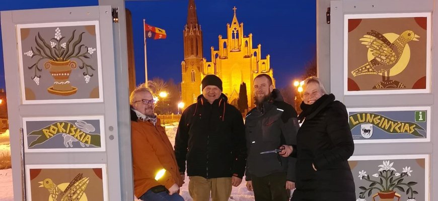 Rokiškio langinės perkeltos į kitą gatvės pusę