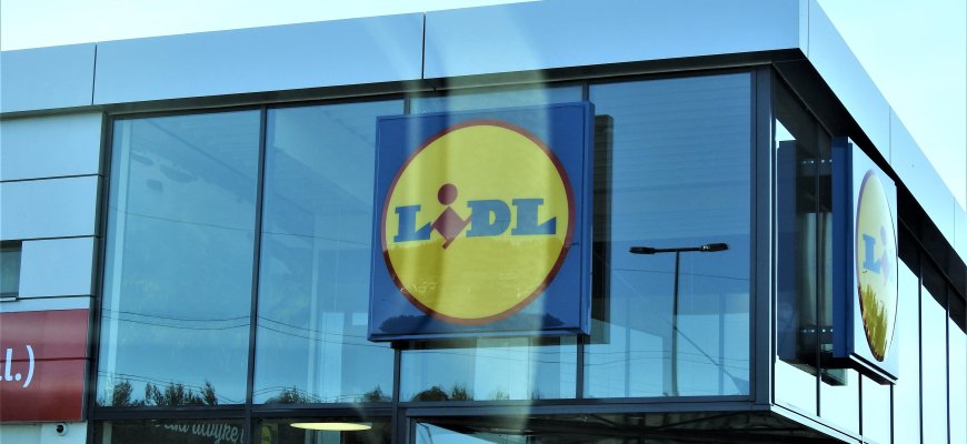 „Lidl“ nuo penktadienio įsileis tik su galimybių pasu