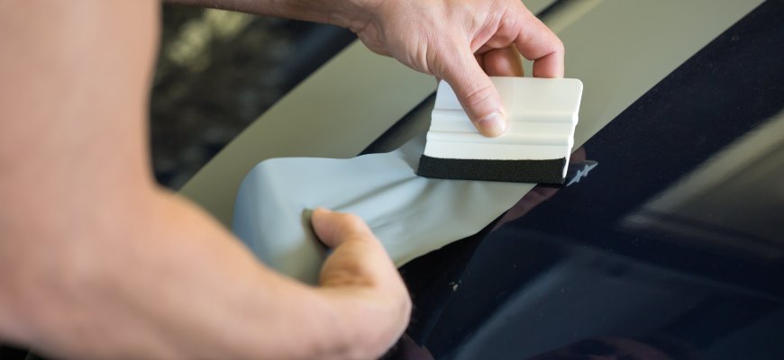 Kokia turi būti reklama ant automobilio?