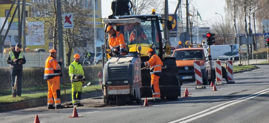 Kas patikrins sergi rimtai ar ne? Piktnaudžiavimų nedarbingumo pažymomis vis dar „iškrenta“