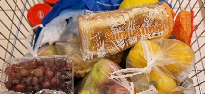 Savaitgalį vykusioje „Maisto banko“ akcijoje paaukota daugiau nei 287 tūkstančiai maisto produktų