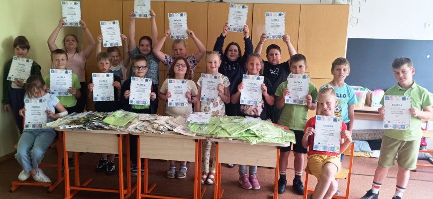 Rokiškio Senamiesčio antrokai – viktorinos „Auginame čia, Lietuvoje!“ diplomantai