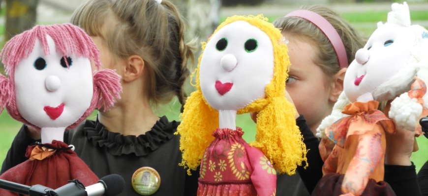 Lėlių teatrų festivalis „Kai atgyja lėlės“