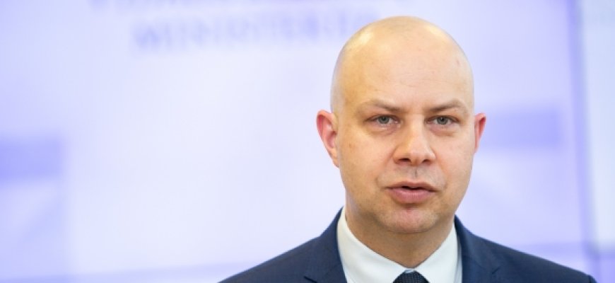 A. Veryga: yra ženklų, kad viruso plitimo kreivė plokštėja