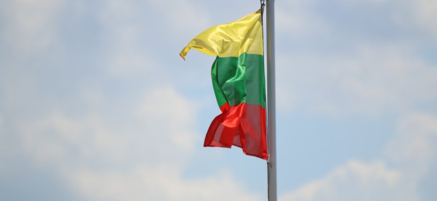 Lietuvoje minimas Baltijos kelio 35-etis
