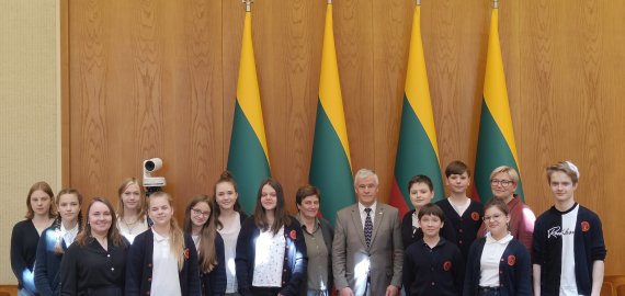 Rokiškio Juozo Tūbelio progimnazijos  moksleiviai lankėsi Seime