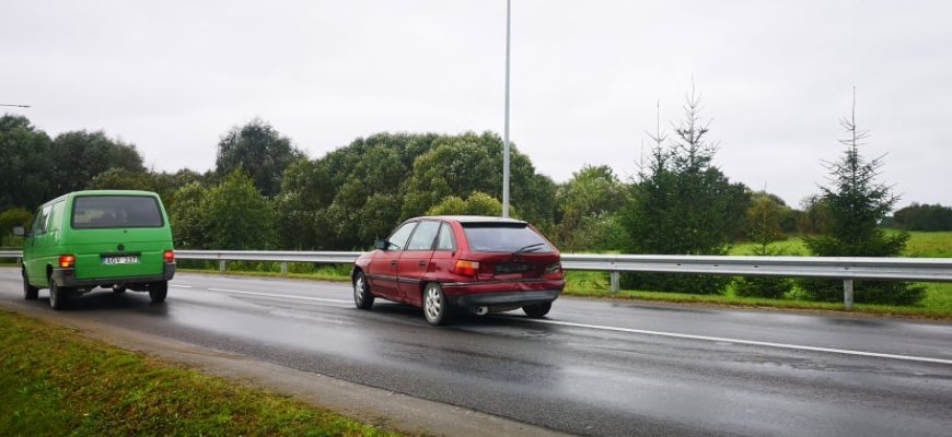 Avarija aplinkkelyje