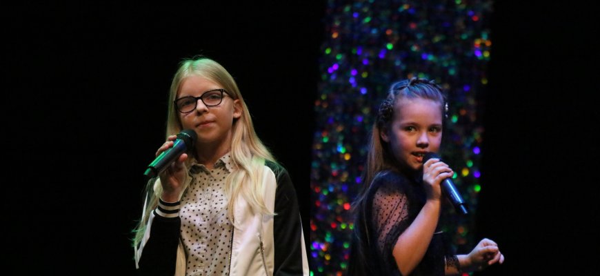Ukrainos festivalyje „Super Art 2020“ rokiškietės įvertintos puikiai