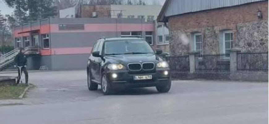 Rajone pastebėti įtartini asmenys: kviečia gyventojus pasisaugoti