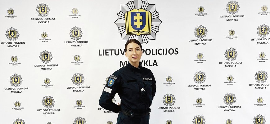 Skatinimo programa veikia: Rokiškyje darbą pradėjo nauja policininkė, dar 5 mokosi