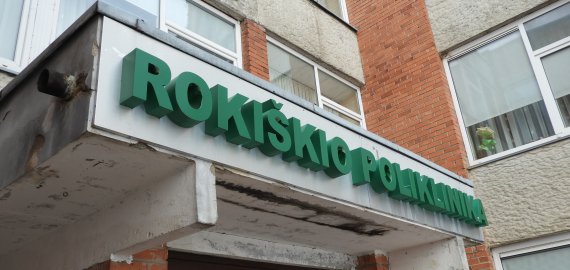 Poliklinikoje registruojami norintieji skiepytis nuo covid-19