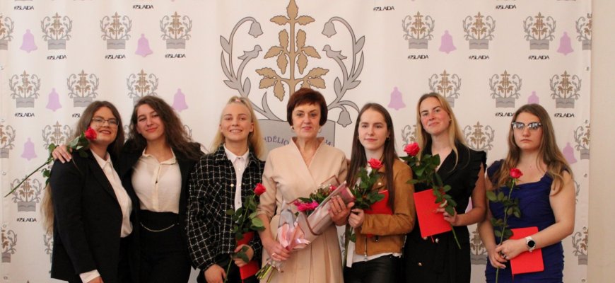 Paskutinio skambučio šventė Pandėlio gimnazijoje (foto)