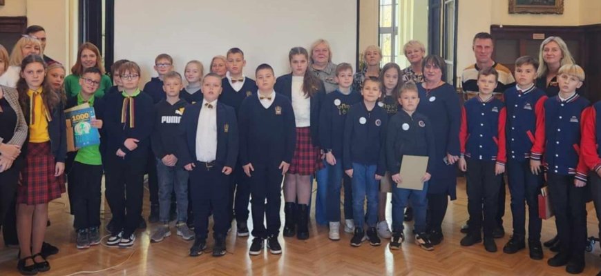 Įvyko pradinių klasių mokinių viktorina „Aš labai myliu Lietuvą...“