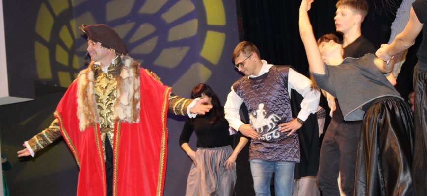 „Tiesiog Šrekas“. Anšlagas, galvosūkiai ir užuominos (video)