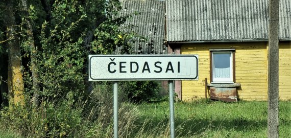 Čedasuose degė gyvenamasis namas