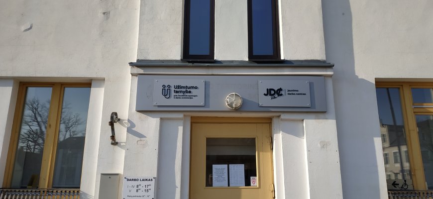 Jau galima teikti prašymus dėl prastovų subsidijų skyrimo