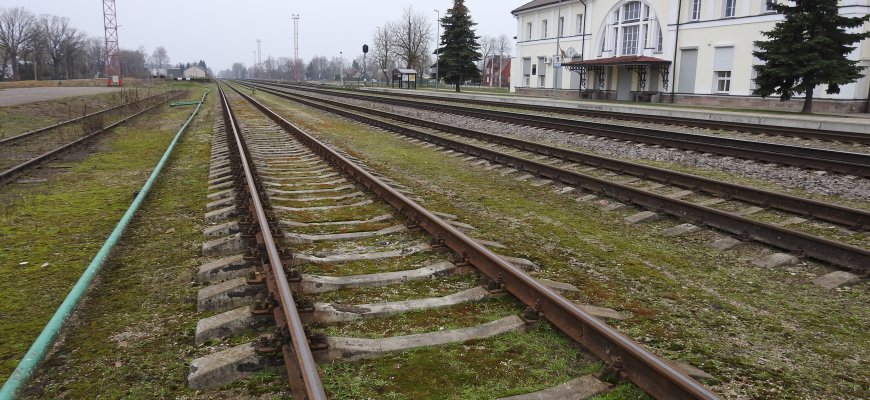 Nuo rudens keliauti traukiniais bilietus bus galima įsigyti per mobiliąją programėlę