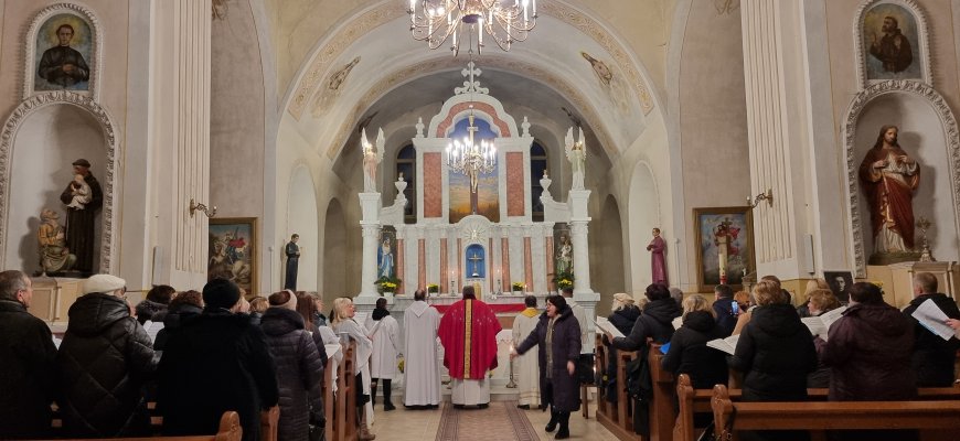 Po Skapiškio bažnyčios skliautais nuskambėjo giesmės Šv. Cecilijai: kitąmet šventė grįš į Kamajus (foto)