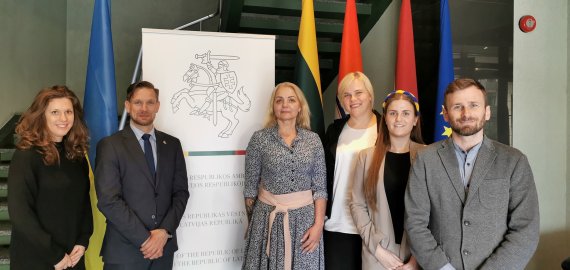 Rokiškio turizmo ir verslo informacijos centras lankėsi Lietuvos ambasadoje Latvijoje