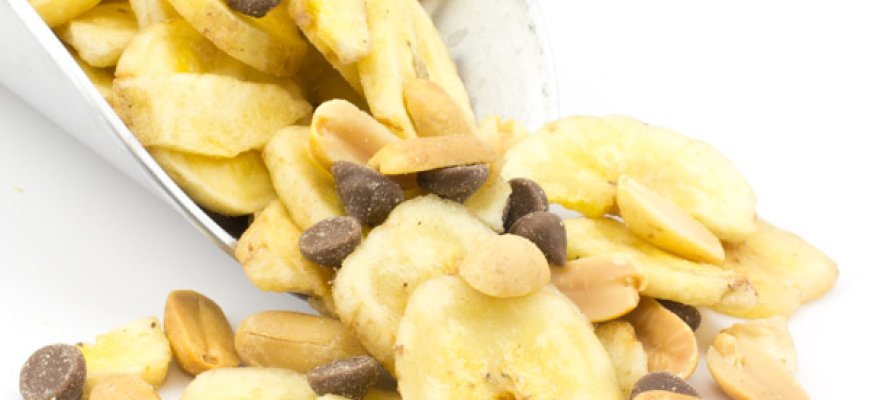 Tyrimas: žmonės klaidingai mano, kad ryžiai, riešutai ir bananai yra pilno grūdo produktai