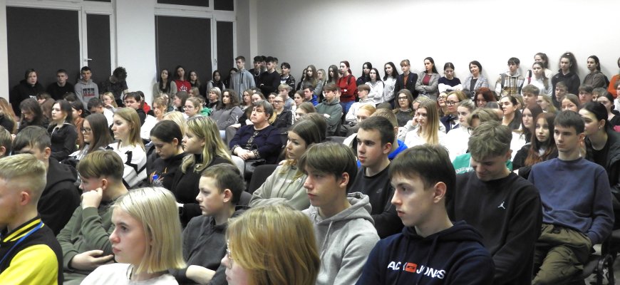 J. Tumo-Vaižganto gimnazijoje vykusioje „Karjeros mugėje“ – apie pasirinkimo galimybes ir besikeičiančias tendencijas (foto)