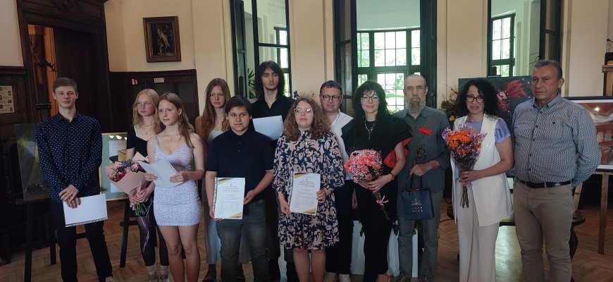 Dailės mokyklos absolventai apsigynė baigiamuosius darbus (foto)