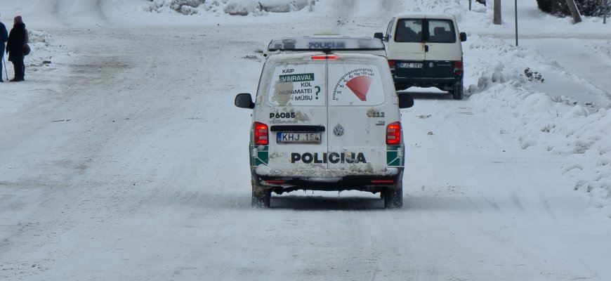 Smurtautojo akiratyje - vyras ir automobilis