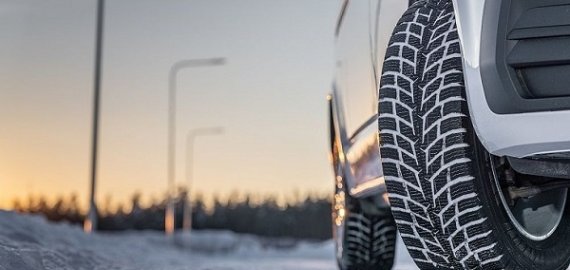 Žieminės padangos: kokie modeliai yra geriausi užklupus sudėtingoms oro sąlygoms?