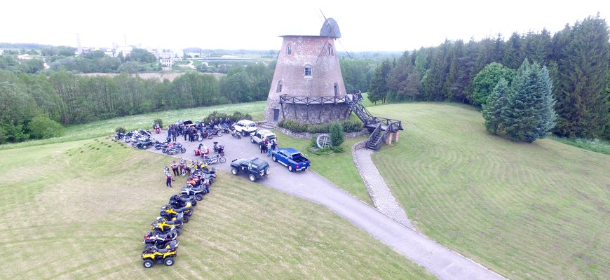 Obelių vaikų globos namuose – griausmingas baikerių desantas (video)