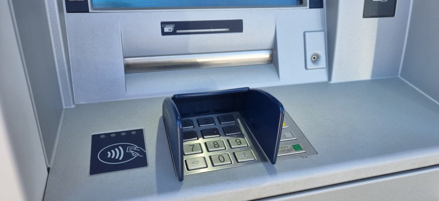 Kitų metų liepą – bendri bankų ir unijų bankomatai šimte šalies vietovių