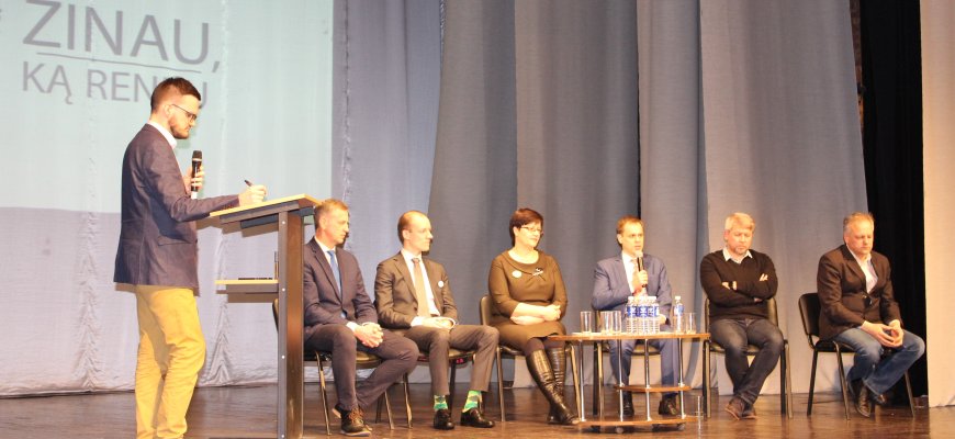 Kandidatų į merus debatai: rajoną išgelbės Krošinskių pilaitė ir kaimas? (foto+video)