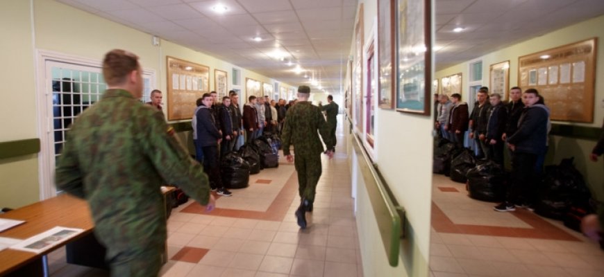 Paskelbtas 2024 metų šauktinių sąrašas