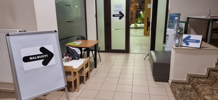 Prasideda išankstinis balsavimas